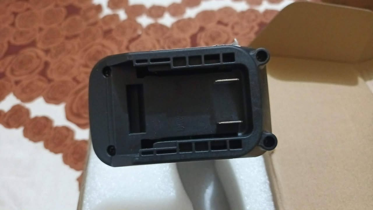 سلام عليكم اخوان بلور هواء تيربو برشلز اصلي بدون بطاريه متاح


**إذا كنت صاحب هذا الإعلان وتريد حذفه لأي سبب، رجاءا أرسل رسالة إلى الدعم الفني**