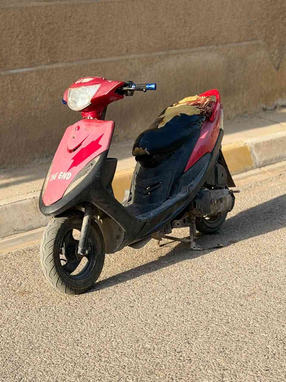 سلام عليكم ورحمة الله 
ماكس عدله للبيع 
سعر 350 وبيهة مجال 
اي تفاصيل عل دراجه اتصل على الرقم واتساب 
***********

