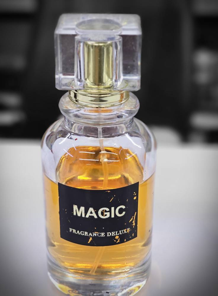 متوفر لدينا عطور بالة خليجي اصلي 
وبسعار مناسبة 
ميسان حي العسكري خلف مركز الشرطة 
*********** عمارة, ميسان
