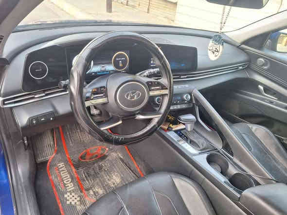 النترا 2023 وارد امريكي
فول مواصفات للاخير 1/1
ماشيه 60 الف
مكينة 2000  دوش 
بصمه 
فتحه سقف
حساس امامي خلفي 
5 ويل كب 
سيارة جديده
السعر 155
مكاني البلديات للتواصل رقم الهاتف ***********
