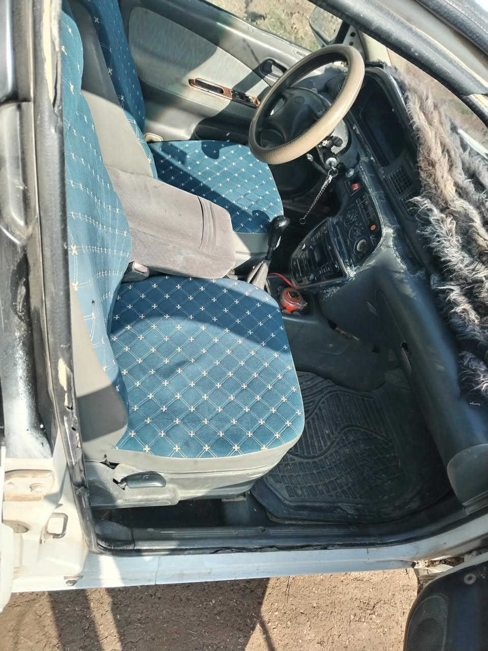 السلام عليكم ورحمة الله وبركاته للبيع سياره كيا سيفيا موديل ٩٥ بغداد محرك وكير وتايرات وكشر نظيف وكهربائيات كله شغاله سياره بسمي سنويه ٢٩ تحويل مباشر السعر ٣٧ وبيه مجال للطيبين رقم الجوال ***********.)) (***********
