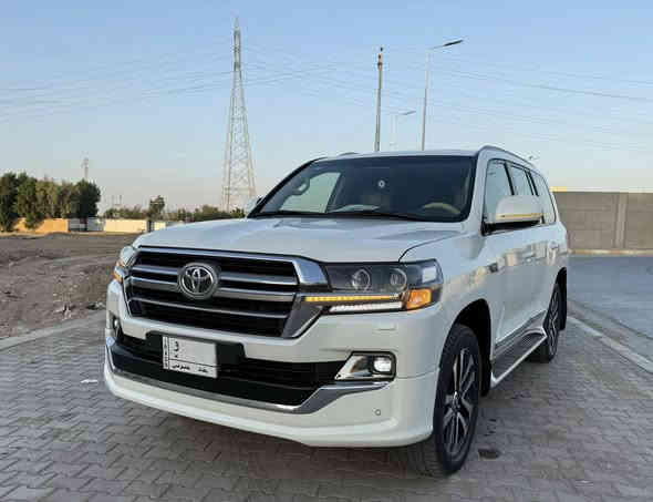 لاندكروز 2019 
ابريم اصل اصل 
كفاله عامه 
السونار مرفق 
ماشيه ٦٢كم 
رقم بغداد تحويل مباشر 
مكاني واسط مركز مدينه 
السعر ٥٦٠ وبيه مجال 
***********
