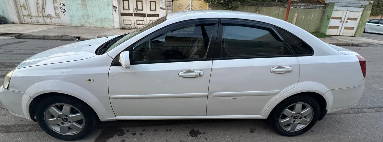 دايوا اوبترا
2004 
كير توماتيك 
بدون حادث بدون شاصي بدون دواخل 
صبغ باب خلف السايق 
وبيها مكانات بارد 
وخلي رقمي
***********
