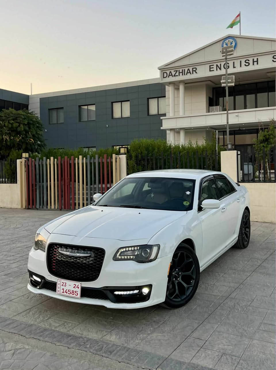 ۆبامە ٢٠١٤بڕاوەی دوبەی  لێزەری پێشەوە فول مواسەفات بەس  سلایت نیە  مەکینە و گێری بە شەرت  مەکینەی برخوی لێ بانەدراوە      هەموو گیانی بە شەرت ماڵی  دۆستە  نرخ٧٨  مەجالێکی کەم ژم *********** رانية, السليمانية
