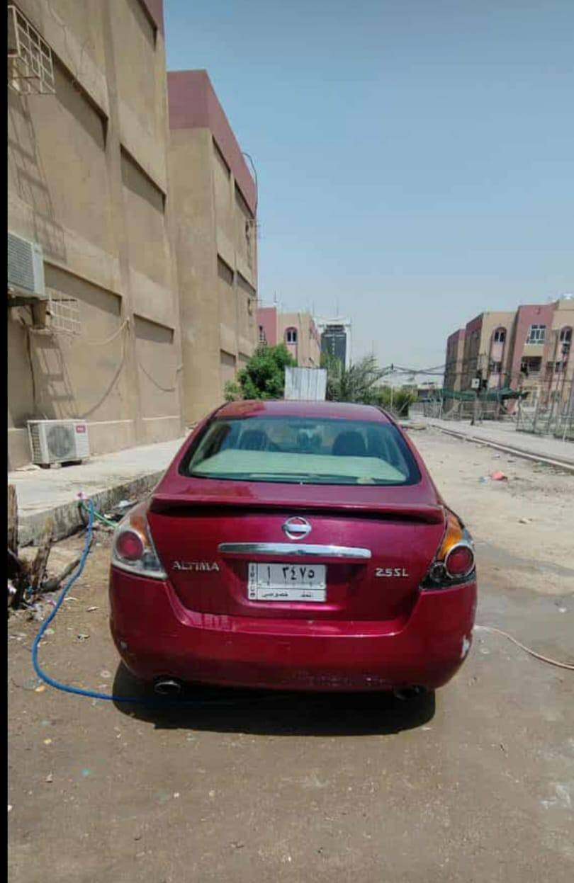 السلام عليكم كيه اولتيما 
نيسان 2007مكينة السيارة محوره كورلامكانها اورقمها سنوية2025راعيهاموجوديعمل منتسب مصبوغه عام للجماليةفقط تبريده عاطل كمبريسرمعروضة بسعر خمسين وبيها مجال رقم صاحب السياره ***********اخوان مكلف بالنشر ماجوب خاص اتصل أوبيك خير اوتدلل
