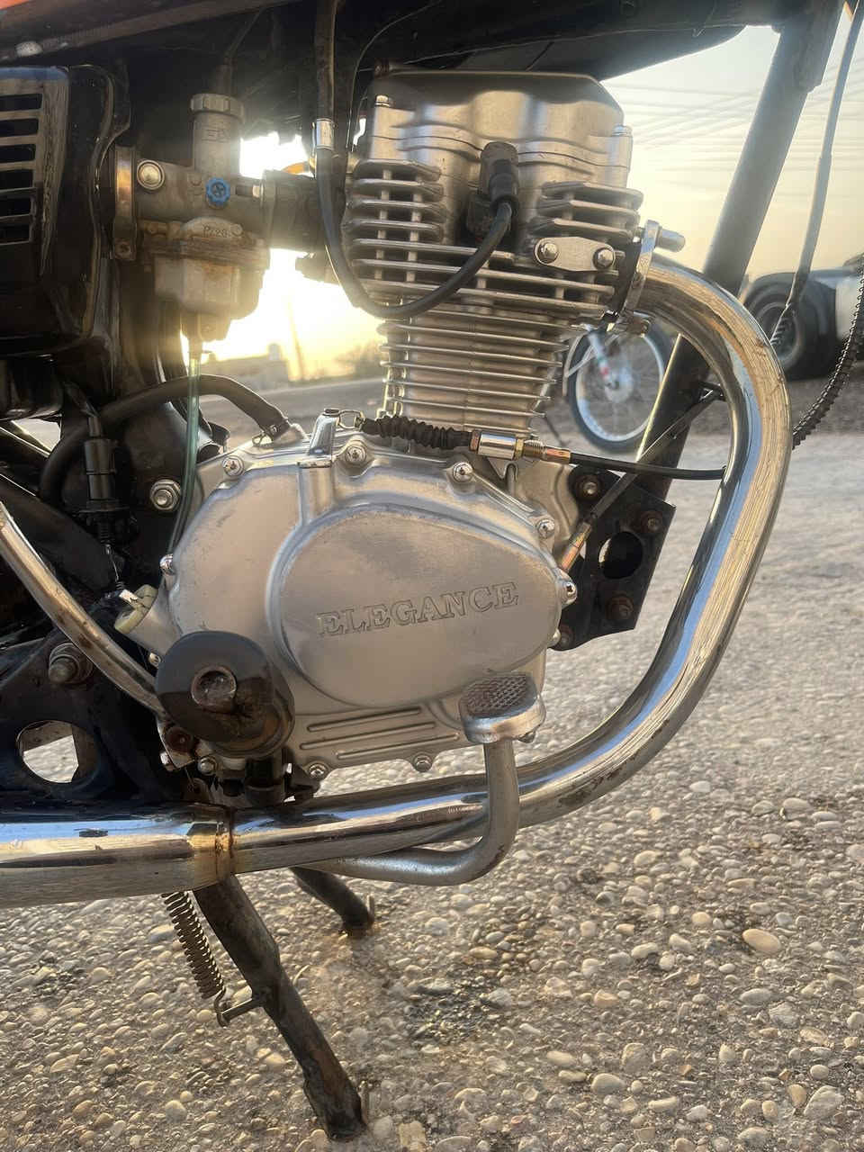 السلام عليكم شباب دراجة مال ايران تلاش للبيع مكفوله من كلشي وهذه رقمي ***********
