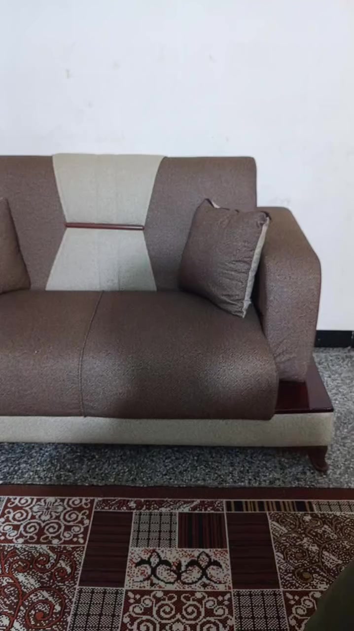 السلام عليكم عندي هذا الديوان عشر مقاعد مشتريته جديد اريد ابيعه لغرض الانتقال لغير مكان نضيف جدا شرط تجي وتكلبه وأشوف نضافته استخدام قليل ماخذته 650اريده 550وبي مجال بصيط امانه الله لا تكسرون بي


**إذا كنت صاحب هذا الإعلان وتريد حذفه لأي سبب، رجاءا أرسل رسالة إلى الدعم الفني**