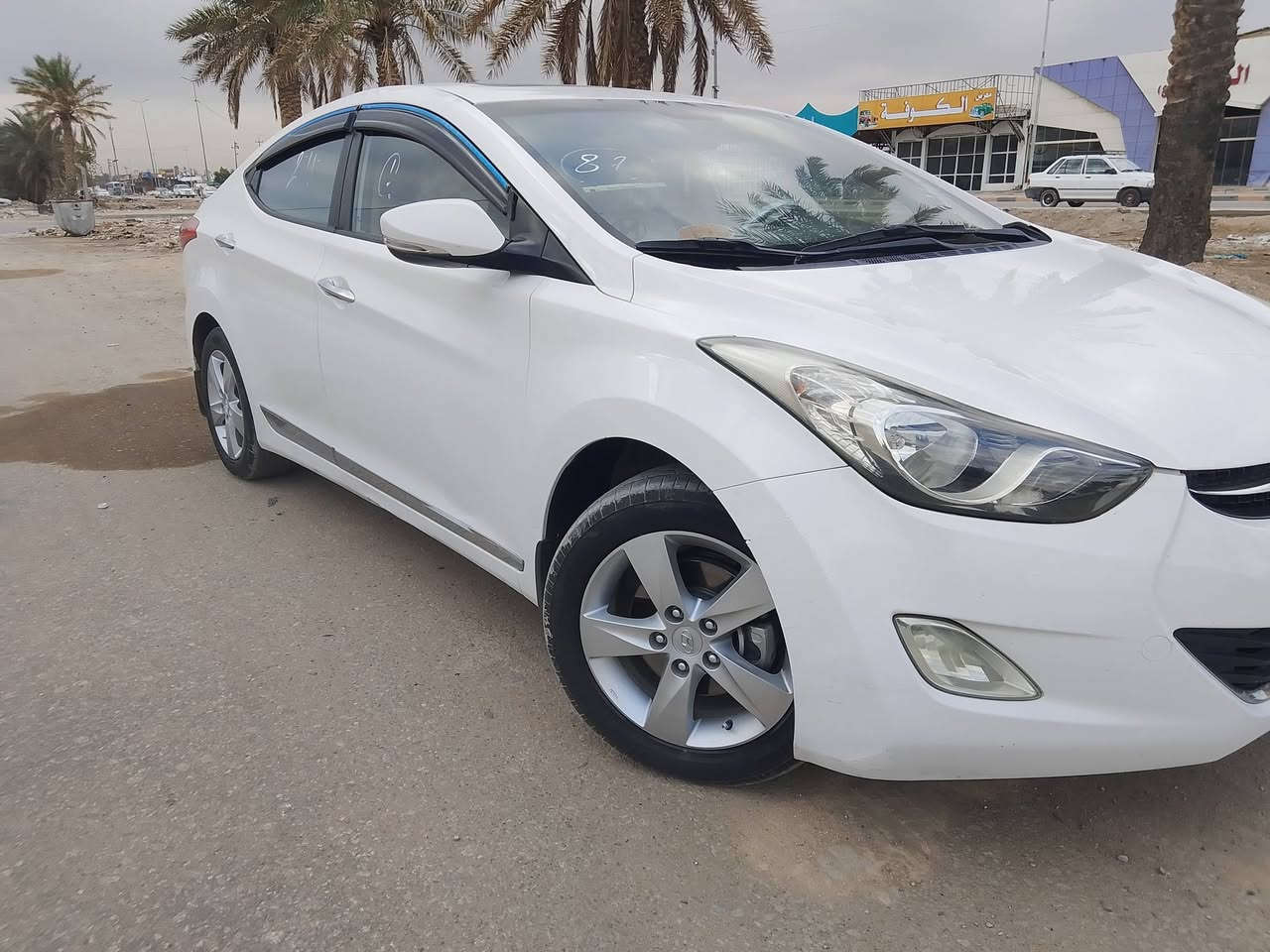 النترا مديل2014 السياره مكفوله من كلشيه فول مواصفات فتحه شاشه كامله حساسات فول مواصفات السعر 128التصال***********
