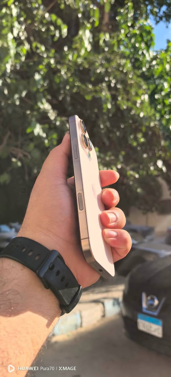 السلام عليكم
ايفون 16 برو ماكس ذاكره 256 دبل سيم كارت
بطاريه 🔋93
نضافه الجهاز 100/100 مكفول من كلشي وضمان 15 يوم 
السعر💵 900 
العنوان 📍 كوت لعزيزيه
رقم 📱*********** توصيل جميع لمحافضات

