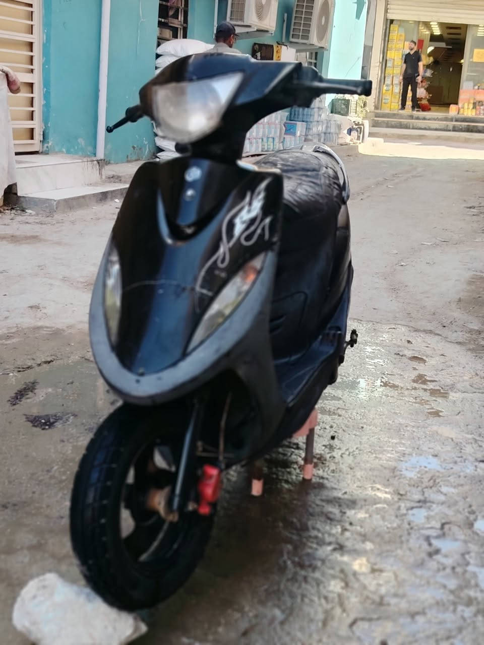 سلام عليكم ماكس عدله للبيع دراجه مكينه فول بلاد كفر ختم واحد ويه مكينه مابيه اي نقص سعر ٤٠٠ قفل مكاني مسيب رقم ***********
