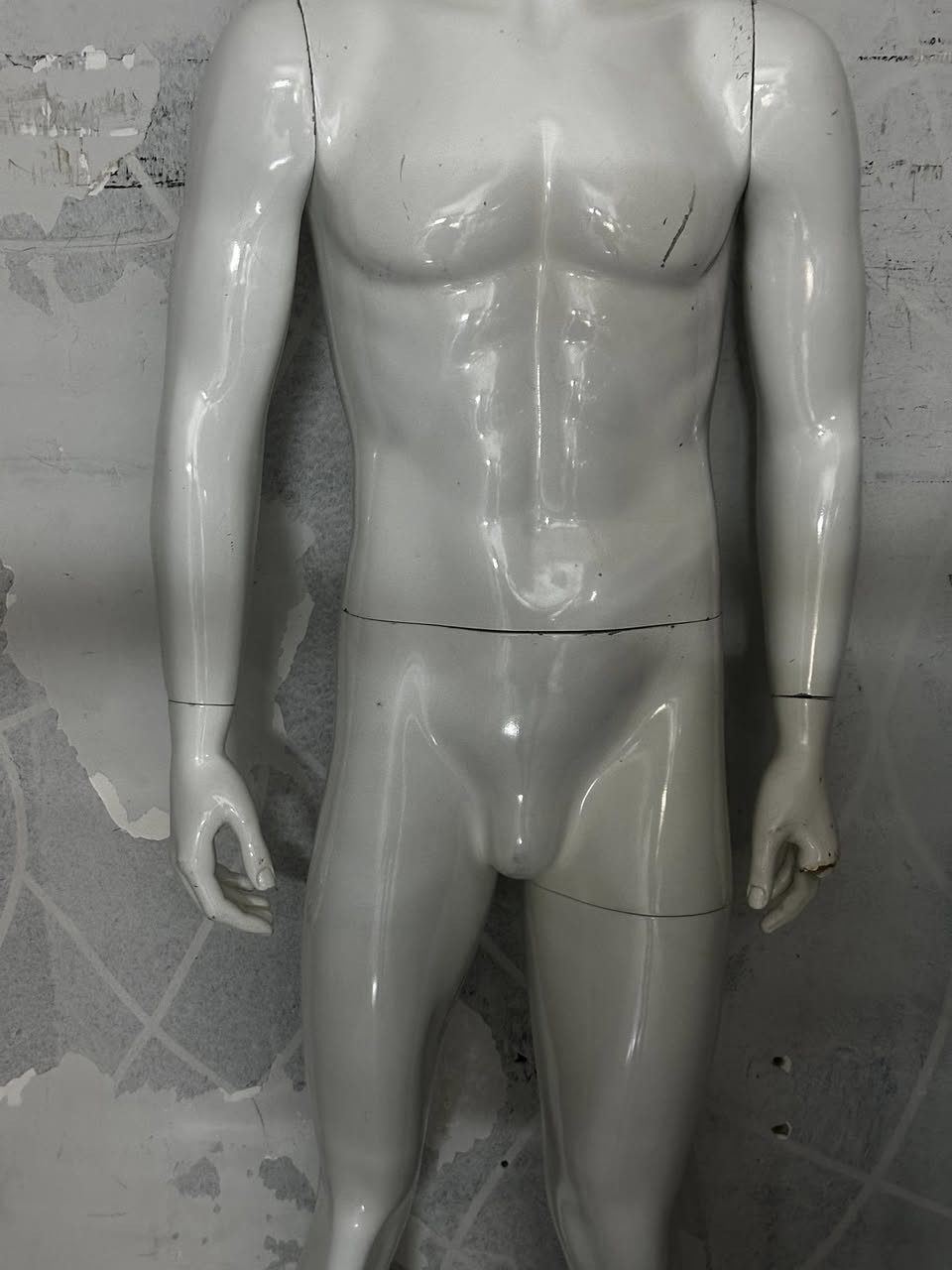 ملكانات عدد 2 للبيع نضيفات بدون أي ضرر السعر 150 مكانهن كراده داخل ***********
