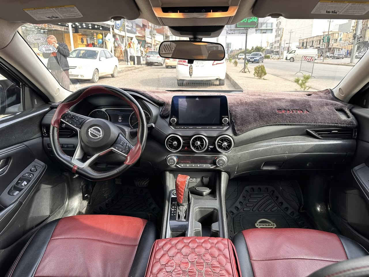 Nissan sentra 2021SV الظرر فقط البولند بدون دواخل صور الظرر مرفق مع صور المنشور كير محرك تحويل غرامات شرط ماشيه 82  السعر 124$ قفل رقم سنويه هزه تايرات تخم جديد مكان عقره ***********
