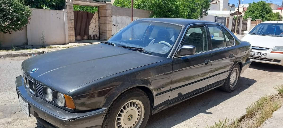 السلام عليكم بي ام موديل 91 صبغ عام جماليه مال جناي رقم نينوى سيارا حيل مرتبه سعرها 55 وبيها مجال تواصل رقم الهاتف ***********
