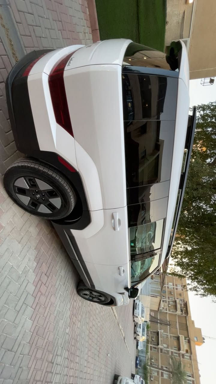 السلام عليكم سنتافيا 2025 لمتد اوتبارك وارد امريكي

   المسافه المقطوعه : 13 الف ميل 

   حالة الايرباك : برده فقط

الضرر : باب مبدله نفس الون الخلفيه و اشويه بالجاملغ 
            الخلفي و باب السكن الحافه مالته

حجم المكينه : 1600 تيربو + هايبرد 

                

#مواصفات

  شاشه

 كيجات دجيتل

  بصمه 

 تشغيل عن بعد

  رادارات 360

  ايقاف ذاتي

  ويل كب

  بكلايت لد 

  اشاير بالمري

    تحديد مسار

   نظام ايكو +سبورت + سمارت

    هند بريك بصمه

    اوتو هولد

   لايتات زنون عدسه عالي ناصي

    رادار امامي

    صندوك كهرباء 

   صندوك ذكي يفتح عند الاقتراب

    قطعتين تبريد 

    شفتات بالاستيرن

    برادات خلفيه

    حساسات خلفي امامي

     كامرات 360 درجه 

    كشنات جلد تدفئه تبريد

    كشنات كهرباء 

   كشن السايق ميمري 

   فور ويل 4x4

   نظام هترك 

  كشنات خلفي كهرباء

   سبعه راكب

 

السعر : 242$و بيه مجال 

تفاصيل اكثر هذا رقمي *********** تحياتي 

مكاني بغداد زيونه
