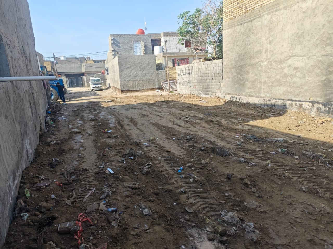 سلام عليكم قطعة للبيع مساحته177مترطابو زراعي سند 25الواجه 9ونص ونزال 20توجد كافت خدمات من ماء وكهرباء وشارعه عرضه 8مترالعنوان حله شارع 80خلف بانزين خانه مال اضواء بابل رابع فرع ابسعر امناسب وبيع مستعجل لاستفسار اكثىر او مراجعت مكتب بهاء الجشعمي العنوان المكتب حله شارع ميه قرب جسر المشاه 
***********
