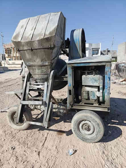 سلام عليكم خباطة للبيع جاهزة للعمل كاملة هية وغراضها المكان تكريت السعر 6 ملاين وبي مجال قليل نضافتهة احلة من الصورة  الاستفسار اكثر عل رقم ***********
