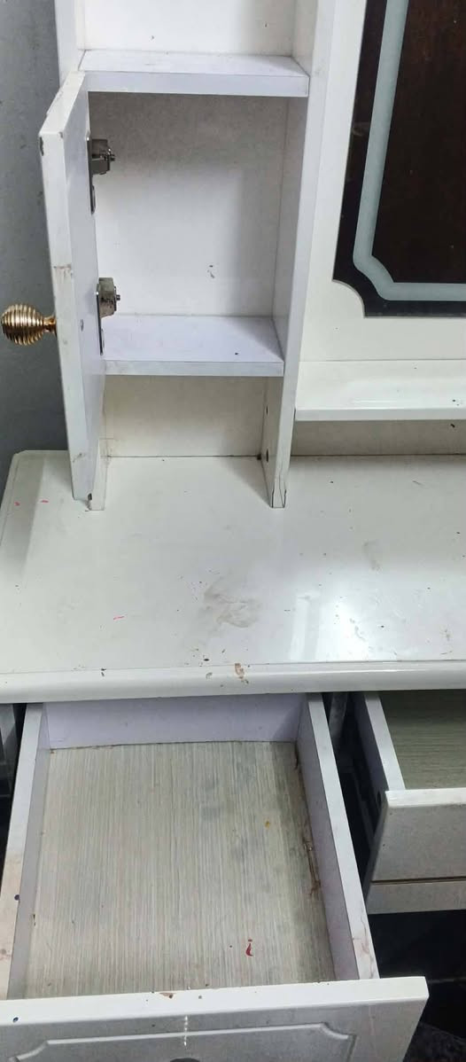 للبيع نظيف ب١٠٠


**إذا كنت صاحب هذا الإعلان وتريد حذفه لأي سبب، رجاءا أرسل رسالة إلى الدعم الفني**