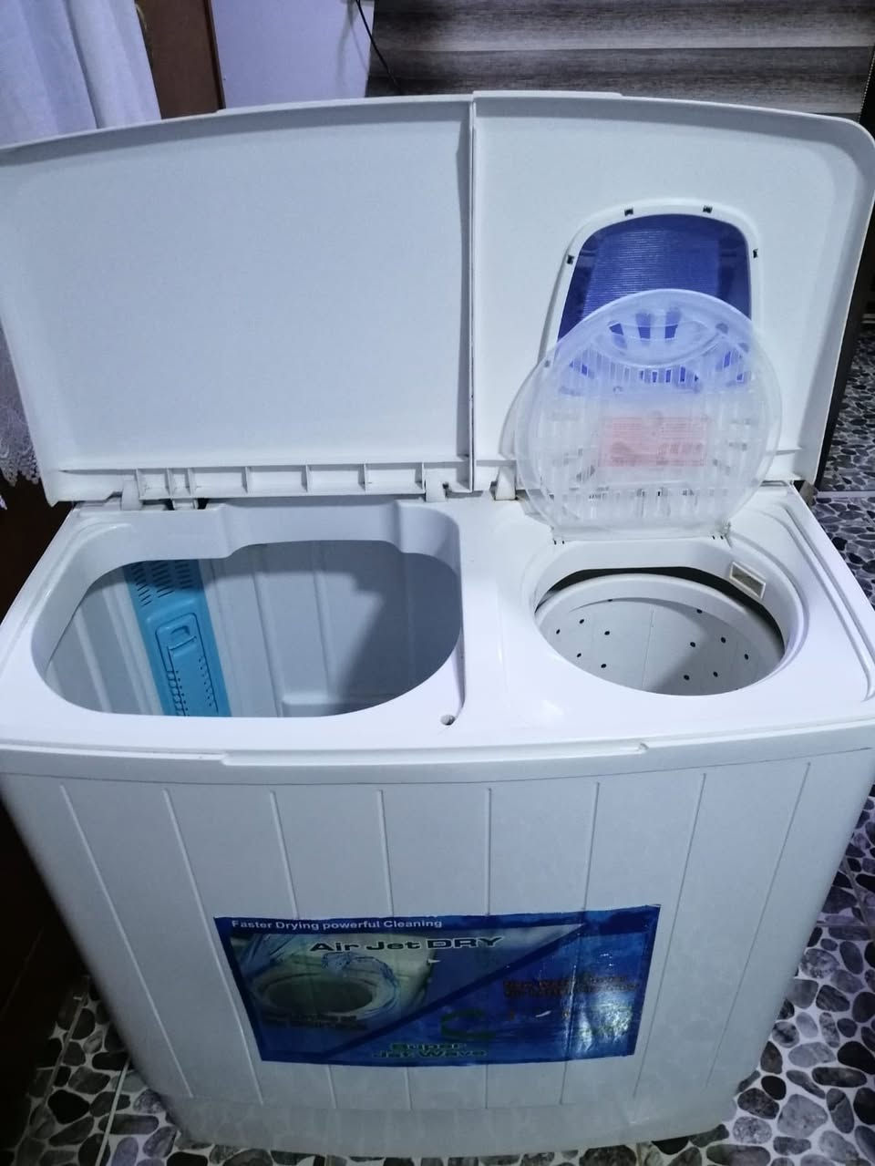 غساله للبيع مستعمل قليل نوعيته هياتشي وزن 10 كيلو سعره 100 قفل


**إذا كنت صاحب هذا الإعلان وتريد حذفه لأي سبب، رجاءا أرسل رسالة إلى الدعم الفني**