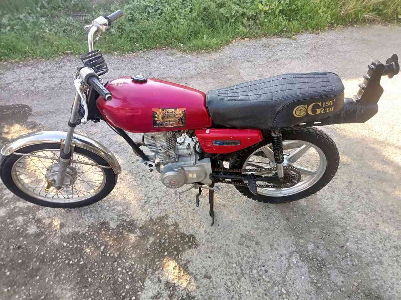 سلام عليكم دراجة 4 كير مال شغل هندر واحد خير من الله نكرة هندر لا صرف ولاتبخير مكان شهربان جسر مهروت السعر230 وبيها مجال قليل ***********
