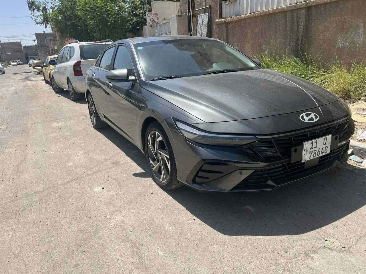 السلام عليكم حبايب
هونداي النترا 2024 للبيع 

السياره صور حادثه موجوده بالمنشور بدون دواخل 
سياره بيها ايرباك دركه سياره مناقصه شي 
ماشي ٢٣ الف ميل 

مواصفاته معروفه 
فتحه 
هند بريك بصمه 
شاشه دجتل 
معروفه مواصفاته فول ماعده جلد 
مكينه ٢٠٠٠ دوش 
بيها رصعتين بالقماره موجوده بصور 
وبيها طخه بالباب الخلفي تجي اشوفه نفس الصور شرط السونار واحلى من الصور رقم بغداد بسمي تحويل ثاني يوم 

سعرها ١٦٥ وبيها مجال حك جيتك 

موجوده سياره بغداد حي العامل 

لتواصل موجود خاص لو ع الرقم ***********
