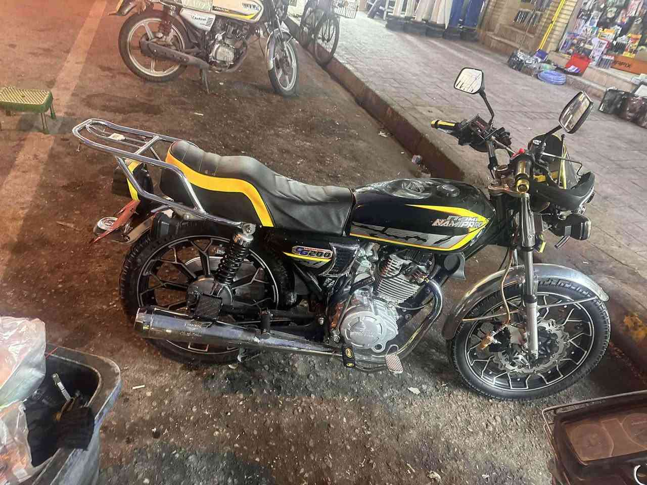 مانتۆری نامی توو پرۆ ٢٠٢٥مەکینە کەپس مەنەفێست  مانتۆرەکەخاوێنە قۆپەکی سەر تانکی هەیە مانتۆرەکە جوانە   لەهەولێرم  هەر کەس ویستی مەسج بکا یان تەلەفۆن7503630183واتساپیشی لەسەرە أربيل, العراق
