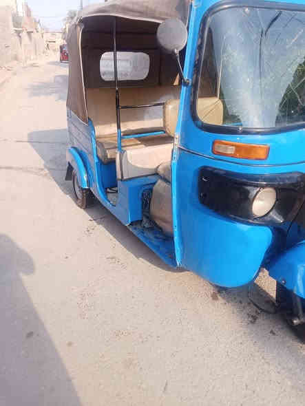 20نضيفه معمره دوس بيه زنجيل تعبان رقم بغداد تحويل ثاني يوم سعر 5750 مكاني بغداد الامين قرب مركز شام طبي ***********
