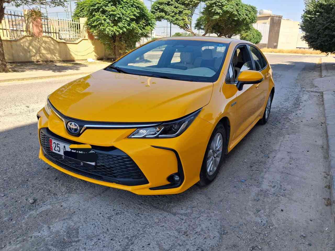 کرۆلا تکسی مودیل 2024 هیچی پێوە نییە 47 هەزار ڕۆیشتوە هەمووی بە شەرت 165 مەعملە . ***********
