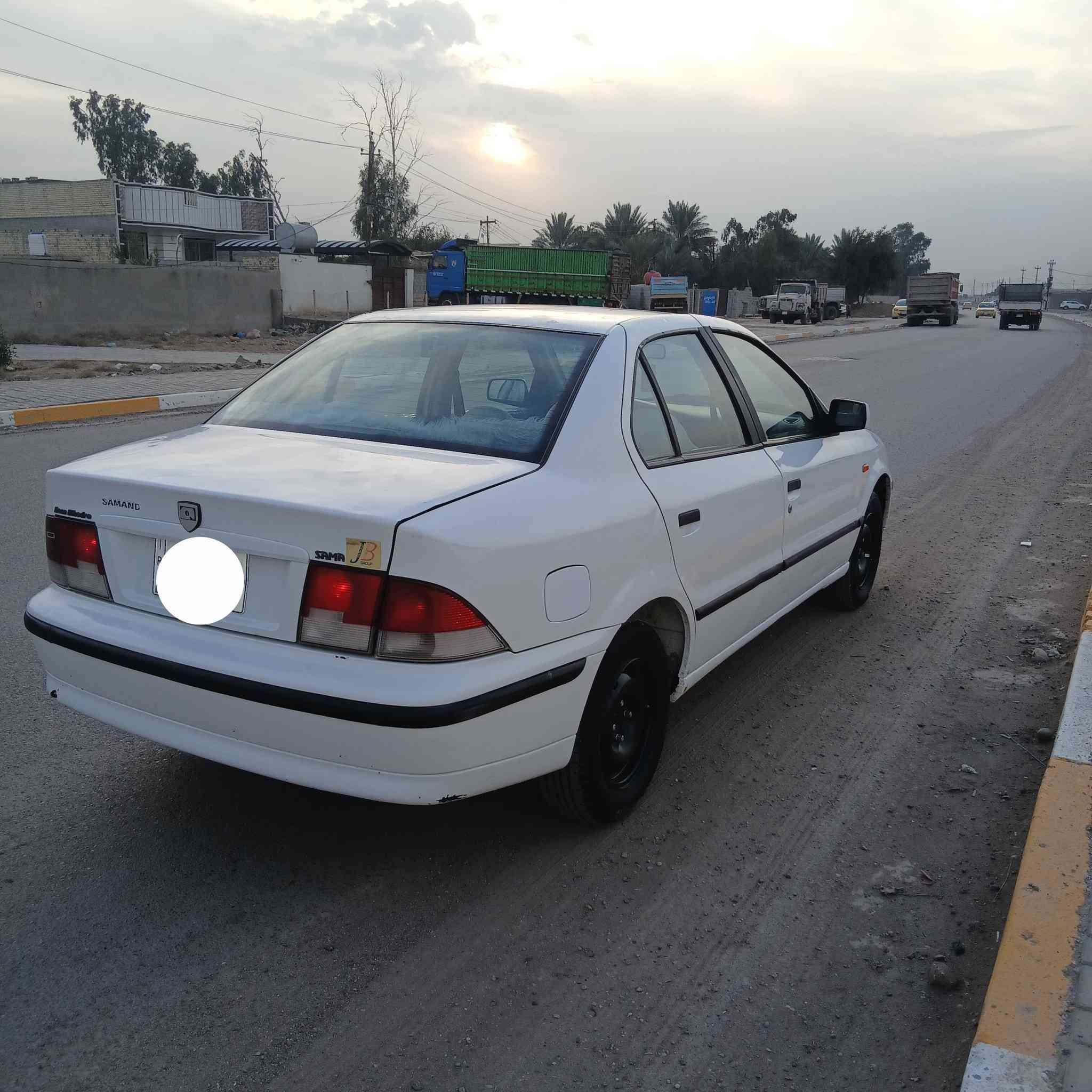 السلام عليكم سمند موديل ٩ رقم بغداد انكليزي بسمي مكينه كير تبريد تخم تاير مكفول بيهه صبغ جاملغ امامي وجاملغ خلفي جهه السائق سعرهه ٣٨ وبيهه مجال العنوان بغداد حي النصر للاستفسار الاتصال على الرقم ***********
