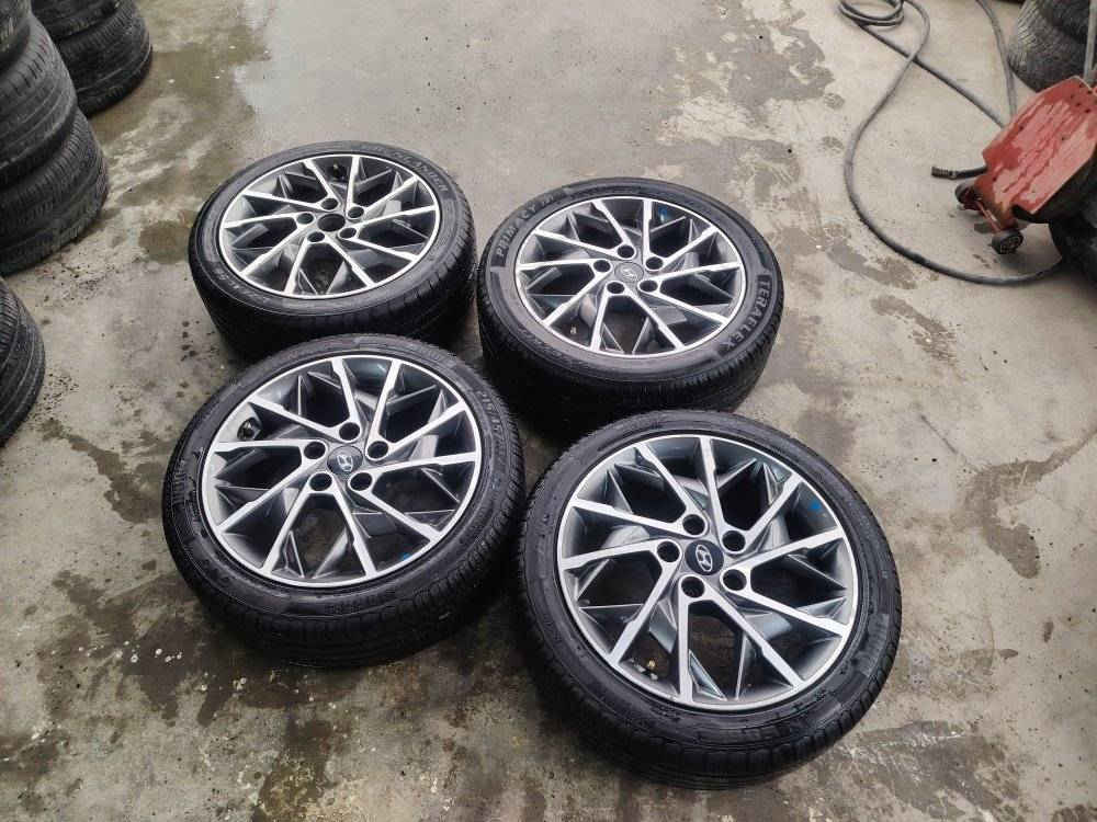 تخم ويل كب الإنترة موديل ٢٠ حجم ١٧ بيع أو مراوس العنوان بغداد الشعلة ***********
***********
