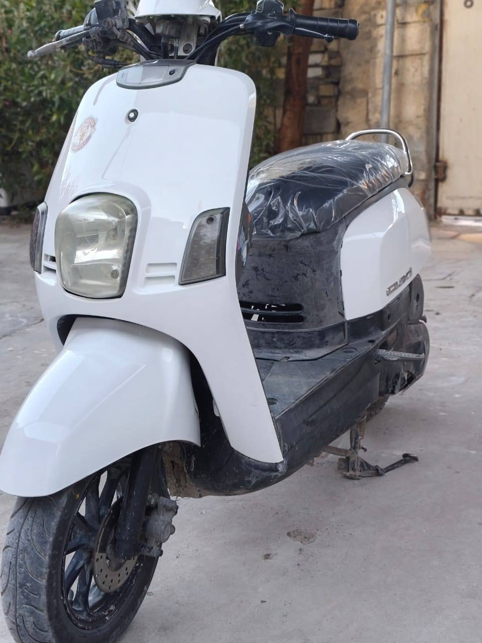 سلام عليكم دراجه لبيع بوليس نوزل سعر 600 بيه مجال ماشاالله دراجه حلو عنوان بغداد غزاليه ***********
