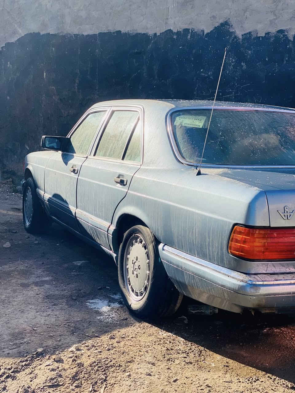 السلام عليكم مارسدس جامبو ١٩٨٨  300 S
رقم بغداد أنكليزي هزه جديده 

صدر امامي خلفي سياره 

كير ومكينه بطه 3000 فيشتين  

السياره مصبوغه عام جماليه 

قواعد بلاد 

السعر ٦٠ وبيها مجال شي قليل 

 ***********
