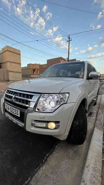 ( بِسْمِ اللَّـهِ الرَّحْمَـٰنِ الرَّحِيمِ ) 
(ما شاء الله لا قوة إلا بالله)
(ميتسوبيشي باجيرو حبتور بلادية GLS)
(مكفولة من الضرر والصبغ حتى البلاستك)
(بيها فقط شخط مال تحميل ومصلح اربع اصابع فقط وموضح في الصور )
(كير محرك شرط بلاد ع الفحص)
(مال جناية والي ايدور نظيف )
(سنه الصنع 2015 بليته وسنويه)
(السعر 190وبيها مجال ان شاء الله ))
(الموقع بغداد)
مواصفات الحبتور الفول ماشية 150 الف
١-كشنات جلد والاماميه كهرباء 
٢-محرك ٣٥٠٠cc المرغوب 
٣-زراك لايت وزنون
٤-تبريد مركزي ٣ قطع ثلج 
٥-سلايد روف 
٦-تحكم استيرن ٣ جهات ومثبت سرعة
٧-حساسات خلفيه واضائه ضباب
٨-مرايه شفط من الداخل والريمونت 
٩-سستم صوت روك فورد ROCK FOAD دمام خلفي
١٠-ثلاجه وسطيه 
١١-أوامر صوتيه وبلوتوث بلادي
١٢-ويل كب ١٧ 
١٣-اشاير في المري 
١٤-مانع انزلاق
١٥-كتلوك الشركه بيها
١٦-شاشه اعطال وسطيه
١٧-فور ويل 
١٨-لايت كهرباء تنزيل وتصعيد 
٢٠-دبل كير فور ويل ٤ وضعيات
٢١-الداخل بيجي وصاج وانارة اقدام امامية
٢٢-يدات نيكل واناره ترحيب بل الباب
٢٣-سبعة راگب
٢٤-٨ ايرباك X
٢٥-داخل بيجي ملگي مطعم بـ الصاج
٢٦-بجم زنون LED
٢٧-لايت ديناميك متحرك صعود ونزول 
- امسوي الطسة ومروحة اضافية وغاسل الفريز يعني تبريد ثلج وباتري جديد 
(السياره معفيه من قرار الكمرك )
سنوية جديدة وهزة صار شهر كاملة 
رقم بغداد الانكليزي الدولي 
 اتصال ***********
واتس اب ***********
