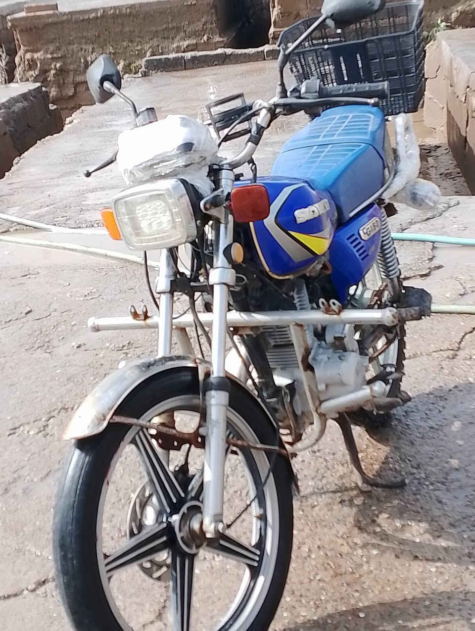 🚲 للبيع: موطور سافان 5 كير .. موديل 2018
المحرك مفتوح امبدل كلچات فقط

 عينة جديدة نشاط فول لا صرف ولا تبخير 

السعر: 400 الف قابل للتفاوض 

الموقع: ناحية الزاب 

📞 للتواصل: ***********
   # الخاص مفتوح
