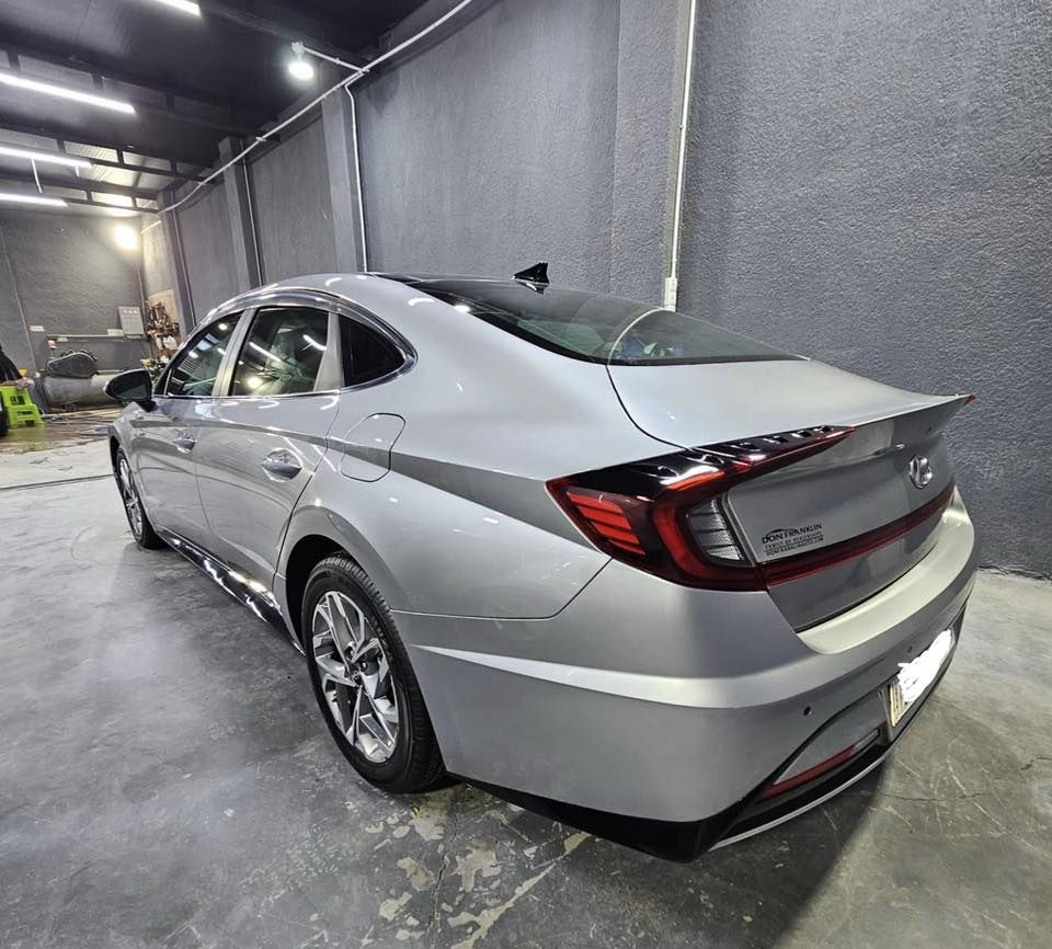 🔹 الموديل: 2020 (شكل 2023)
🔹 اللون: سلڤر 

🔹 رقم: اربيل 

🔹 الممشى:  47 mile

🔹 المحرك: 2500cc تنفس طبيعي

🔹 الحالة: بدون ايربكات –سليمة بالكامل

🔹 الضرر: فقط تبديل دعاميه خلفيه مع تصليح الجنطه والجاملغ الخلفي بارد صور الضرر مرفقة مع النشر

📞 للاستفسار: الاتصال او على( الواتساب) *********** 

📍مكان السيارة: ميسان   

━━━━━━━━━━━━━━━

🔻  اهم المواصفات 🔻

✅ سقف بانوراما

✅ بصمة تشغيل + بصمة أبواب لمس + بصمة فتح صندوق

✅ تشغيل عن بُعد + إشارة ترحيب

✅ 4 رادارات (نقطة عمياء)

✅ تحديد مسار + أوتو بريك

✅ قيادة شبه ذاتية + توقف ذاتي

✅ مقاعد كهرباء مع تدفئة

✅ شاشة ديجيتال (دشبورد إلكتروني)

✅ تبريد قطعتين + مناخ منفصل

✅ شحن وايرلس + 3 مخارج USB

✅ هاند بريك دگمة + Auto Hold

✅ 4 وضعيات قيادة + كير دگم

✅ أضوية لايتات LED + لد نهاري + بگ لايت LED

✅ شاشة Apple CarPlay

✅ تحكم كامل بالستيرن

✅ شاشة تنبية  للاعطال

✅ فل حساسات ضغط اطارات

  وبعد بيها مواصفات 

السعر 185وبيه مجال للشراي
