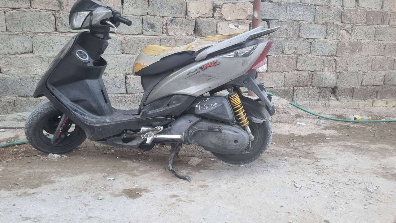دراجه بيع او مراسل بتليفون
ثعلب نثيه 

السعر ٨٠٠

العنوان بغداد حي السلام الطوبجي 

قرب ساحت الاشراق 

تليفون مراوس من ١٥ وفوك جهاز نظيف مامفتوح 

من رخصت الادمن 

بيها مني فيس الأوراق فقط
***********
فقط واتساب
