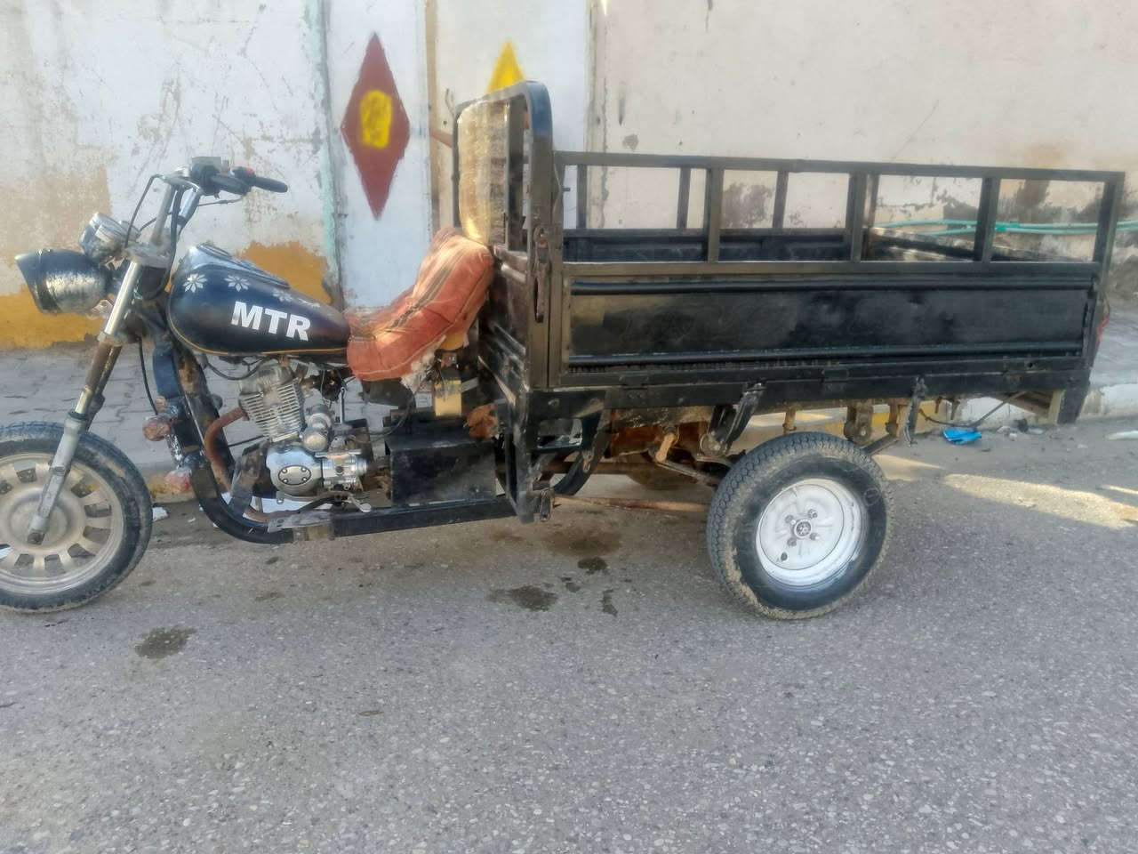 سلام عليكم ستوته البيع مديل7 ستوته مكفوله شاصي نظيف محرك نظيف سعر625وبهامجال مكان  الرميثه ***********
