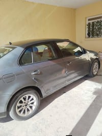 من رخصة الادمن سيارة جيتا ٢٠٠٨ البيع الاستفسار ع هذا الرقم 07817504528