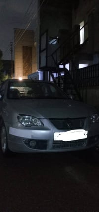 سيارة • حلال • مطر