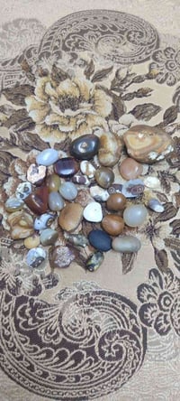 احجار طبيعيه • ديكور