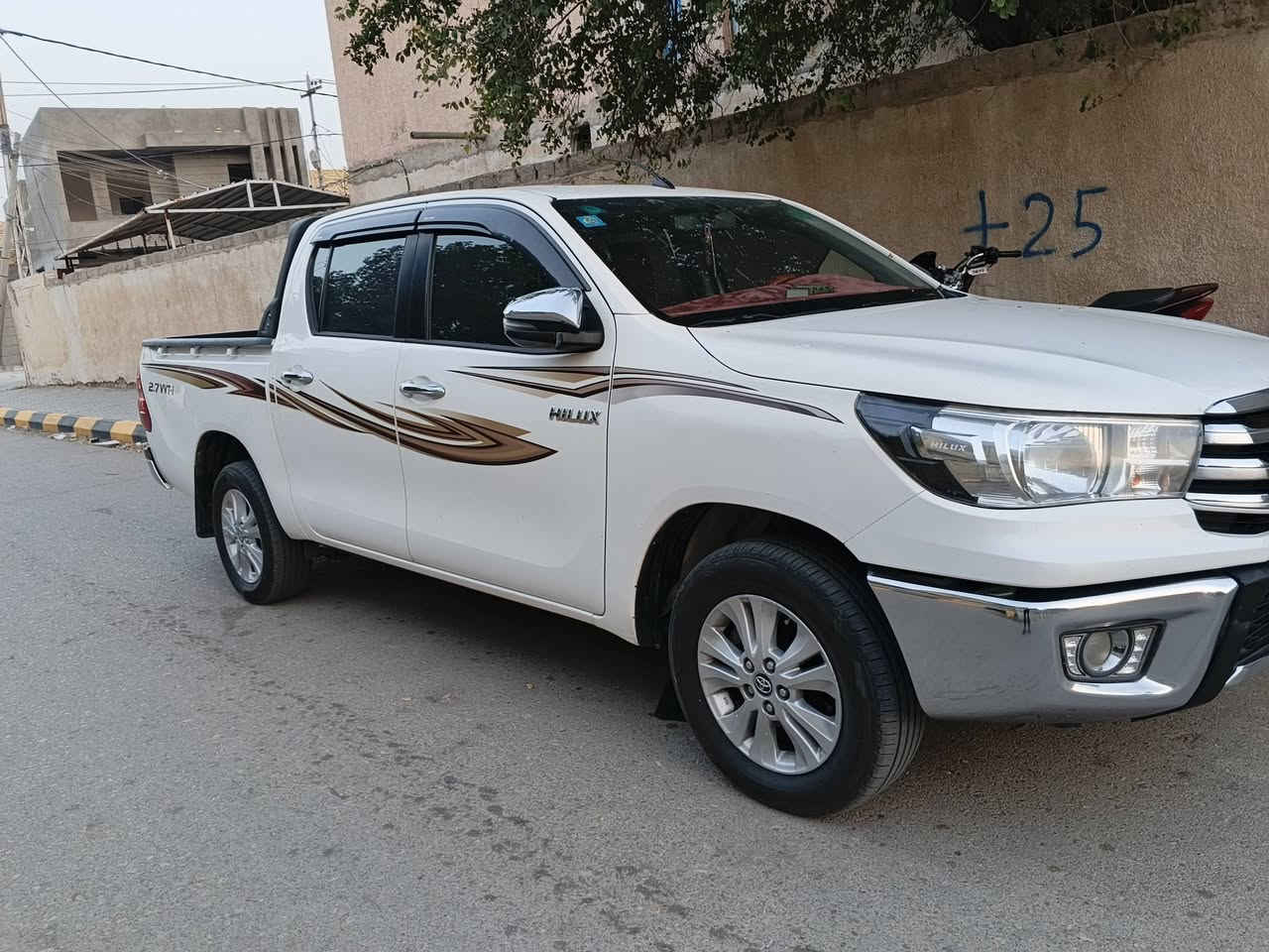 سلام عليكم
بيكم ناصي موديل 18
كير اوتوماتيك  محرك حجم 2700
رقم بغداد تحويل مباشر سيارة 
مكفوله من الصبغ
عدا بارد واضح في السونار
مكاني واسط
228 سعرها
***********
