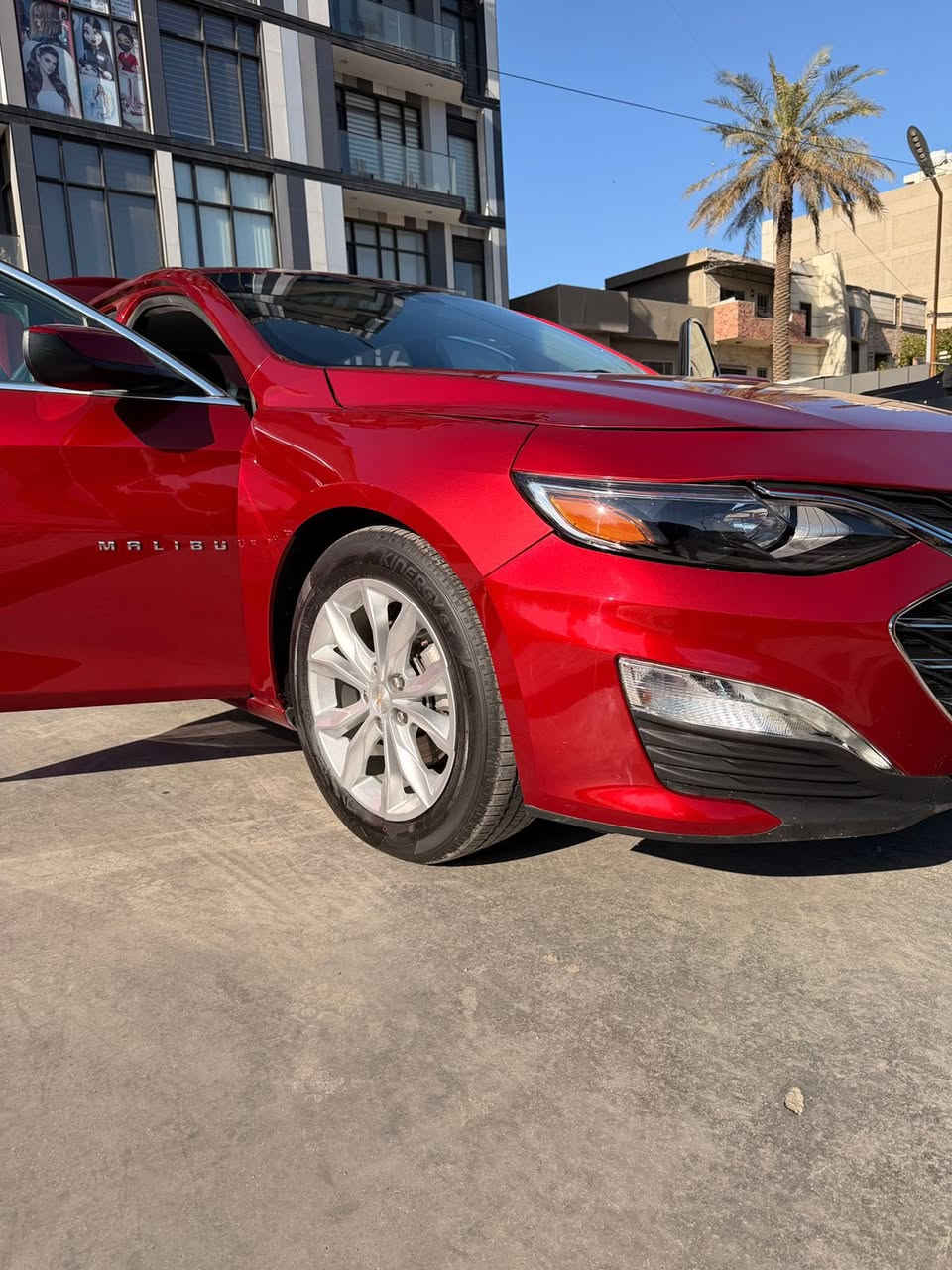 ماليبو 2024  Lt دخول جديد سيارة جاهزه بدون رقم بيه صبغ جاملغات اماميه وبنيد رادتير بلادي 
سعرها 12,500$
***********
