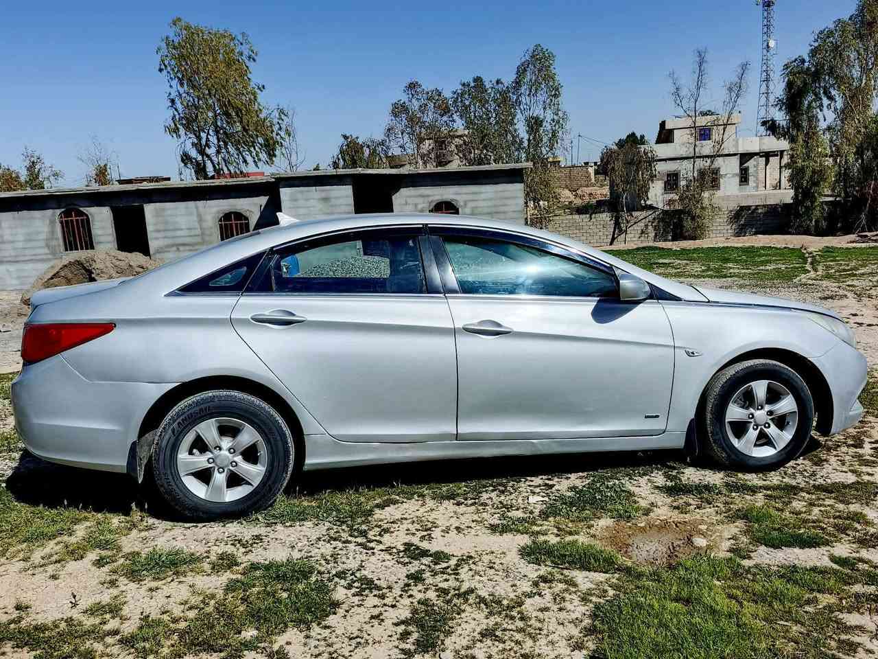 سلام عليكم للبيع او مراوس بجارجر لو اوباما

سوناتا خليجي (2014) اصل ادوات (كص) 

محرك 2000دوش

مكينة كير كهربائيات تخم تاير كله جديد

تبريد ثلج تدفئة شغالة

فول كهربائيات

تخم تاير جديد حدادية شرط 100%

تراي كلش حلو

دواخل جديدة سيارة جديدة 

جداً من الداخل والخارج

مواصفات السيارة✈️

شاشة تاب

كاميرا دوارة

تبريد أمامي خلفي

مرايا شفط

إشارة بل جاملغ

تحكم مرئي

كشانه جلد

فول تحكم ستيرن

داخل لونين

ويل كب أصلي

بلاجكتور لايت عدسة

🟥 الـسـعـر 43قفل قفل قفل ماكو هيج سعر سعر افانتي سلفر والله بل عافيه عل ياخذها

مكاني: الشركاط 
للتواصل: 
*********** زين

***********اسيا
