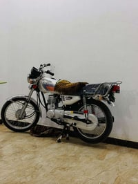 للبيع أوراق ٢٠٢٣ مستعجل 👍🏻