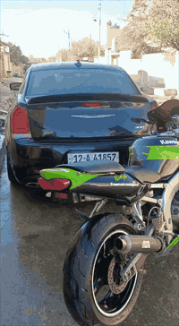 شلون الشباب
الجميله للبيع
كاوسكي نينجا 600RR💚
موديل 2002 💚  بدون اوراق
الدراجه خير من الله كير محرك كهرب مكفول 💚
جيب وياك فيتر وتعال
عليها لايت زينول منضومة كاملة 💚
وعليها كزوز رياضي 💚 وكم تعديل ✅
الدراجه حلوة ومرتبة دهن موتل اصلي ✅ ماي راديتر زيتي ✅ بانزين محسن ✅ 
ملاحظة بيها كم ملاحظة بلكفرات بسيط
مكانها الموصل الجانب الايسر 💚✅
اي استفسار ***********
