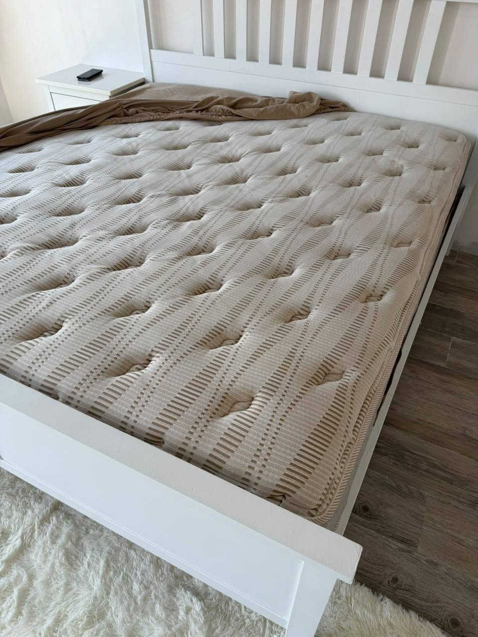 عندي هاي الفرشه 180*200 ماخذته شحن من تركيا سعرها من غير الشحن مكلفني 300$
استعمل شهر واحد فقط جديده بعدها لوك لوك نظاف 100/100
ابيعه. 150$


**إذا كنت صاحب هذا الإعلان وتريد حذفه لأي سبب، رجاءا أرسل رسالة إلى الدعم الفني**
