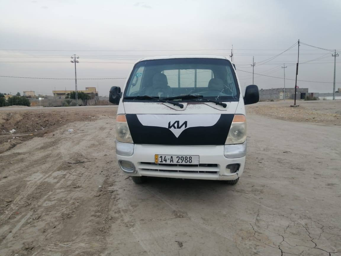 سيارة البيع كيه فحل امسكر مفتوح موديل 2009 مكفول كفاله عامه عده دوس بيهن صبق لاه ضربه ولا صبغ ولاه خياس ولاه تبديل سيارة جاهزه مجهزه من حداده جديده تخم تايرات جددد مكينه نضيفه لاه تبخير ولا تنقص مكينه باكيت توني شاهته سيارة جاهزه مجهزه من ايشي 
رقم سيارة بصره دولي سنويه مجدده لل 2030 
سعر مناسب بيع مسعجل رقم ***********
