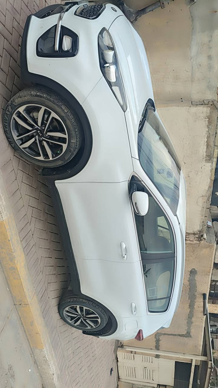 السلام عليكم سبورتج للبيع ٢٠٢٠رقم بغداد فول مواصفات بصمه جلد حساس خلفي امامي خمسه ويل كب تبريد خلفي امامي ماشيه ٧٩ للاستفسار الاتصال على الرقم ***********
