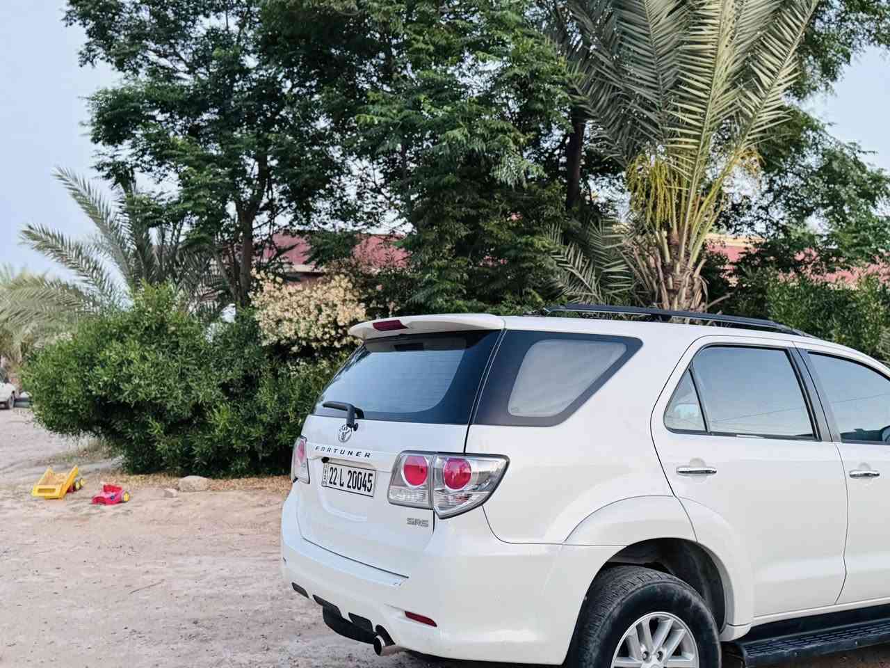 السلام عليكم 
تيوتا فورجنال
موديل٢٠١٣
فور ويل دبل اكسل
شاشه ايباد
تبريد تلث قطع
طخم تاير جديد
صدر جديد
حساسات
مري شفط 
دوشمه جديده
كلين 
رقم الهاتف ‭***********‬

‭***********‬
