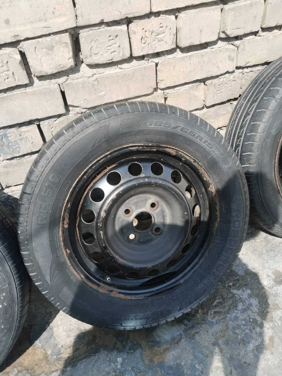 السلام عليكم وياله وتايرات للبيع مال بي واي دي حجم 15 تايرات نص عمر ب100 الف مكاني بغداد زعفرانيه أستفسار ***********
