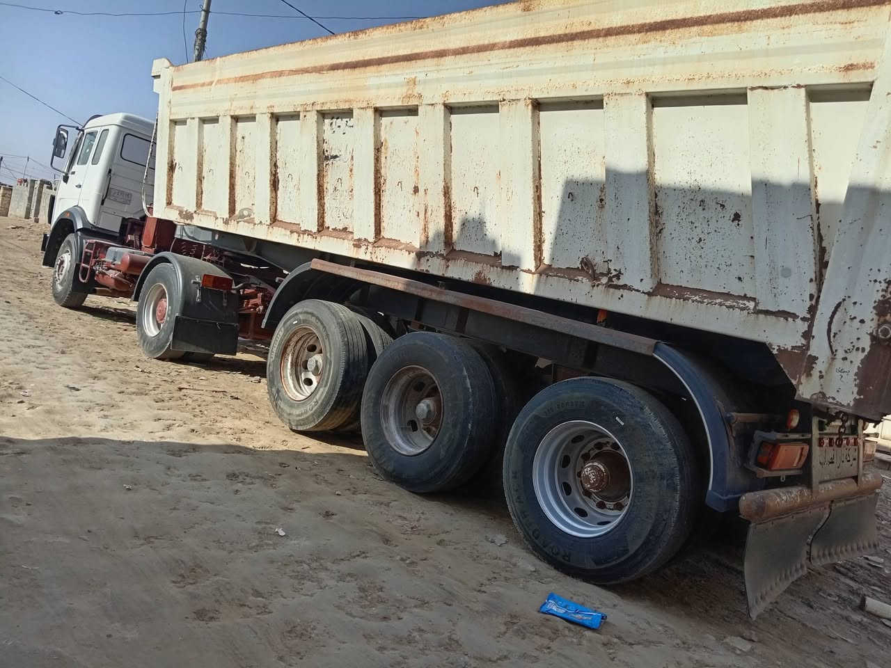 سلام عليكم للبيع البي مديل 1986 مكينه 28 محسن ستندر كير 160 شاصي مكفول باج بطن سياره
مربوطه قلاب 3 لوحات العنوان ميسان ***********
